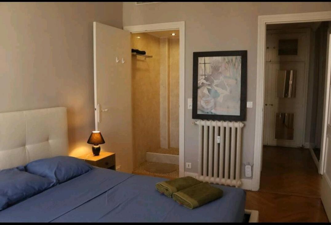 Apartment 105, Promenade