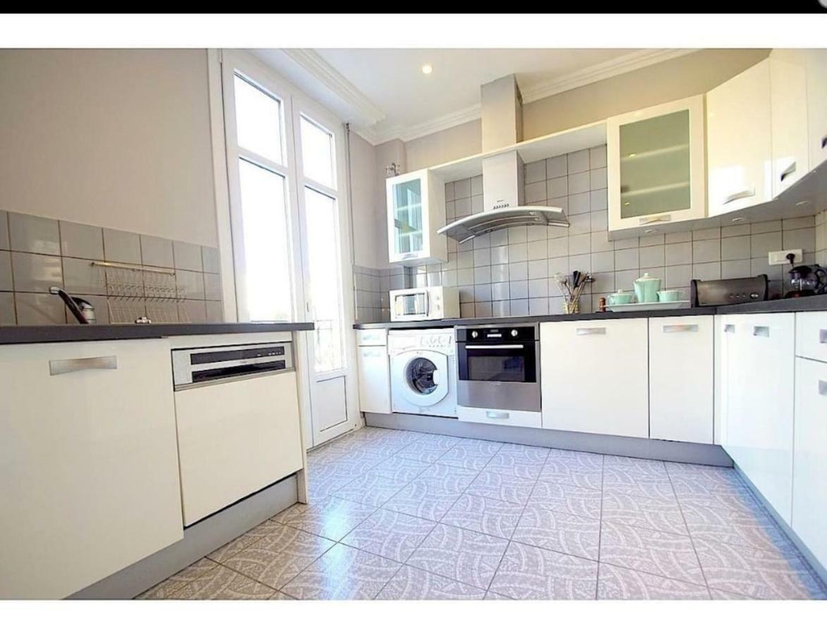 105, Promenade Apartment *